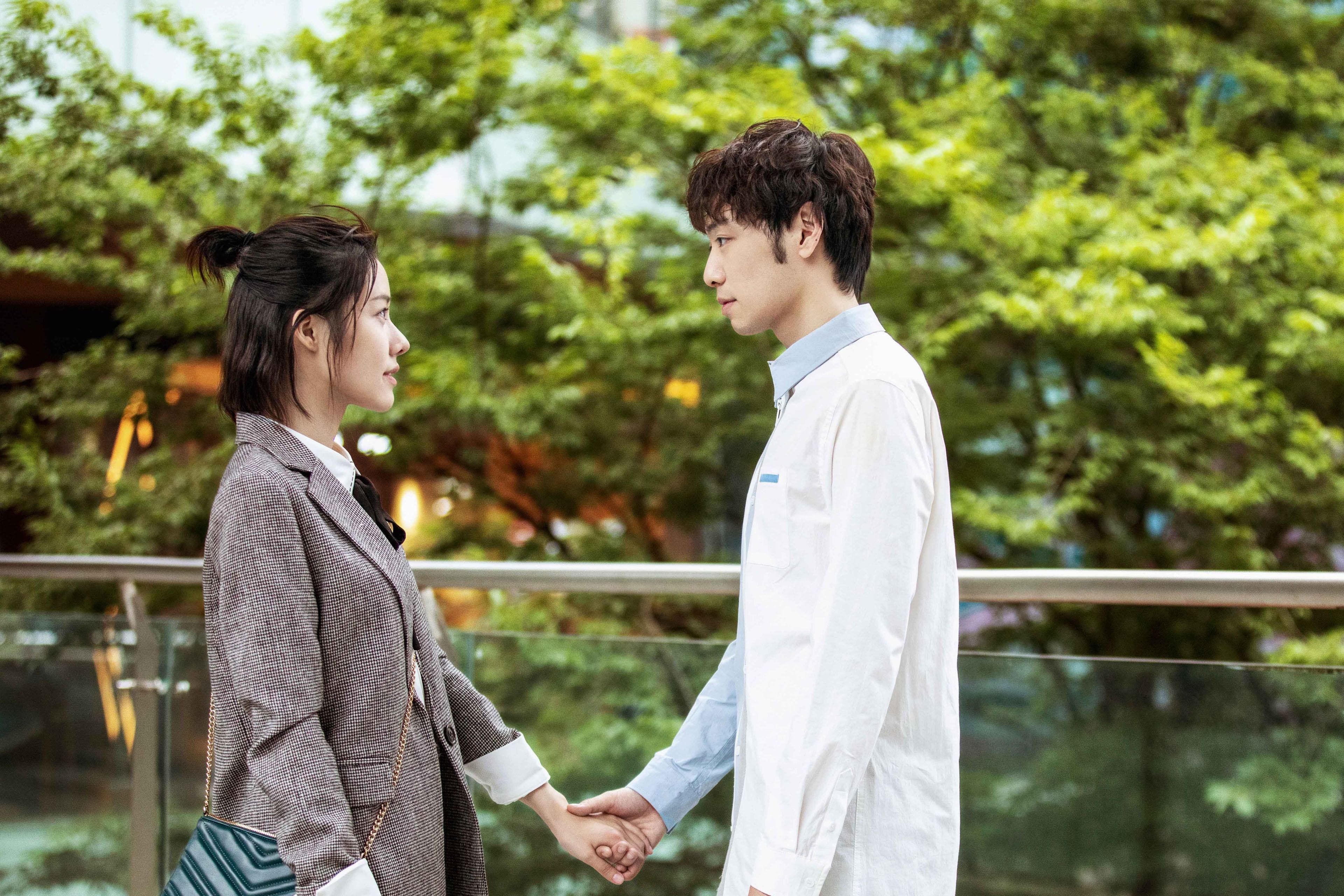 开云kaiyun-“青少年足球公益培训班在乡村地区开班，点亮希望”，青少年足球训练营招生