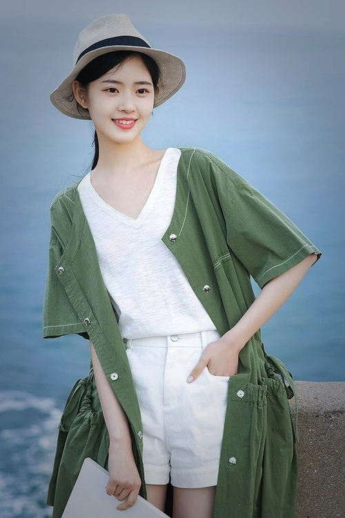 Kaiyun APP-中场休息观察：球队调整策略的秘密，球员中场休息都在干嘛