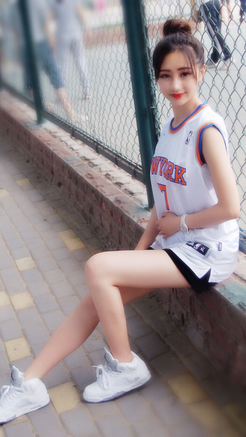 墨西哥球员在冰面滑铲，裁判都看傻了，墨西哥摔角为什么戴面具