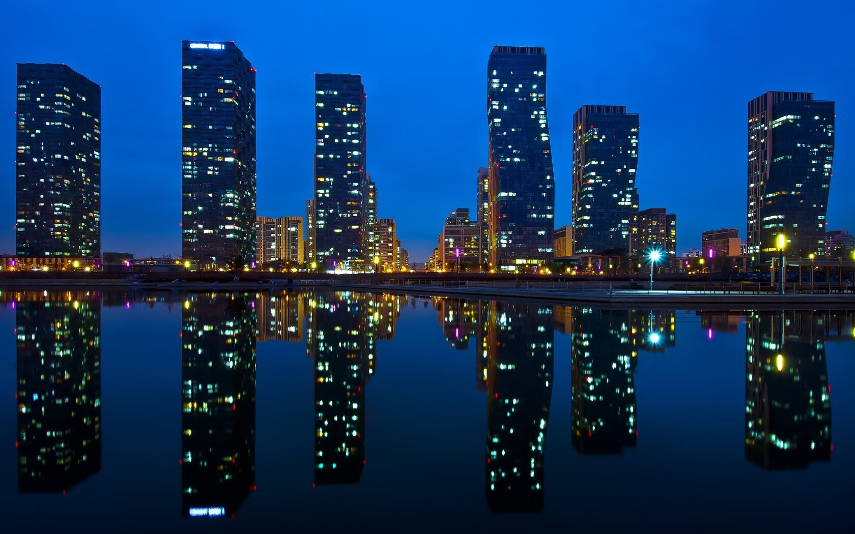 开云官方网页登录-紧张刺激的季后赛预演：球队调整迎战高潮，季后赛球队名单