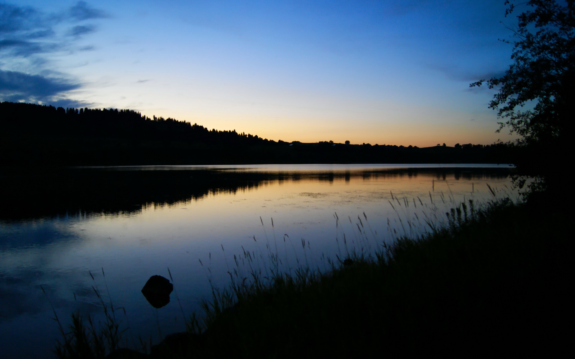 米兰锋线火力全开，米兰的前锋