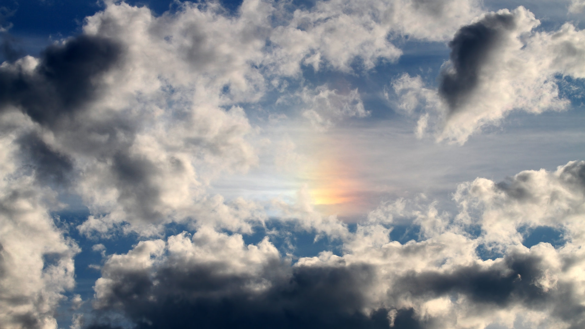 开云官方网站-水球反击战术韩国迅速展开，水球犯规视频